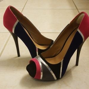 Shi heels by Journey